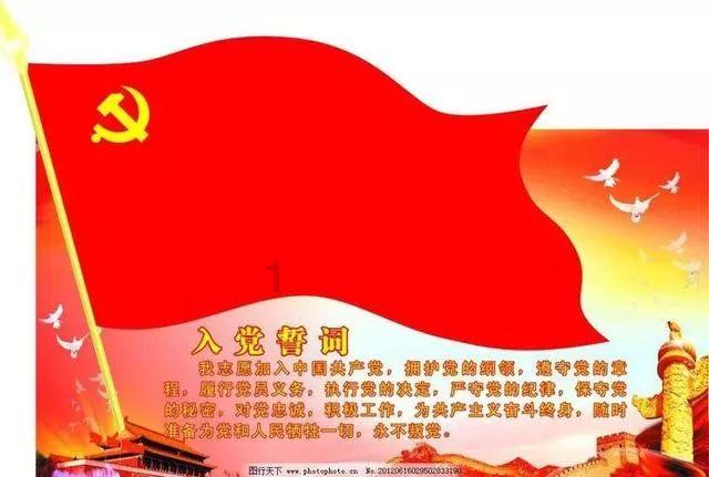 男童被轧车底，众人自发抬车救人